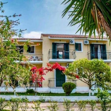 Lemon Tree Apartments B C Argostolion Exterior foto
